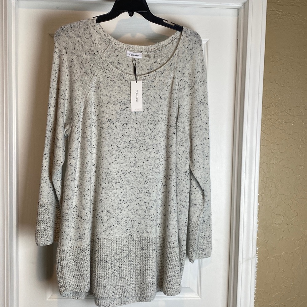 🦋🦋Calvin Klein Speckled Crew Neck Sweater🦋🦋